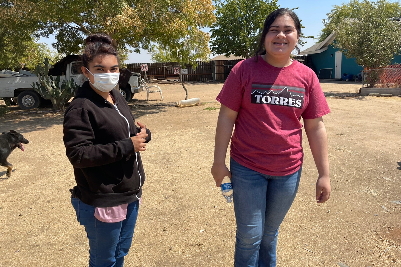 Yesenia Flores-Cabrera and sister Ruby Marentes-Cabrera 